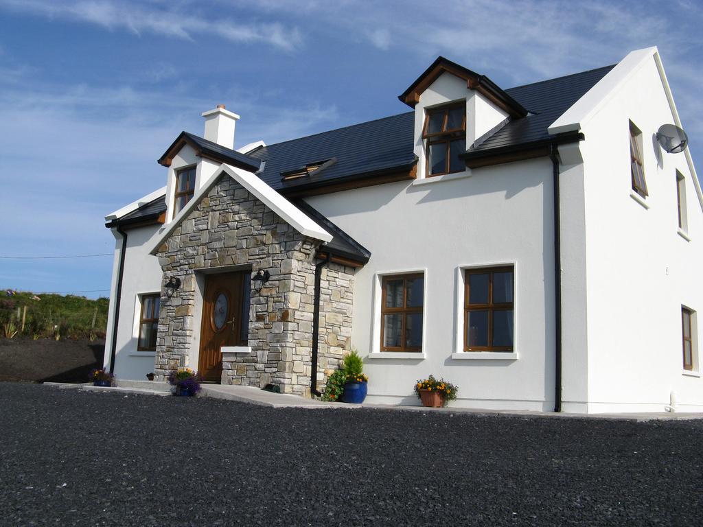 Achill Water'S Edge Bed & Breakfast Doogort ภายนอก รูปภาพ