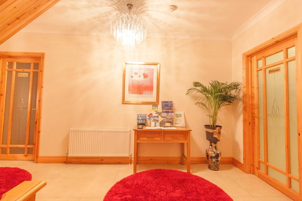 Achill Water'S Edge Bed & Breakfast Doogort ภายนอก รูปภาพ